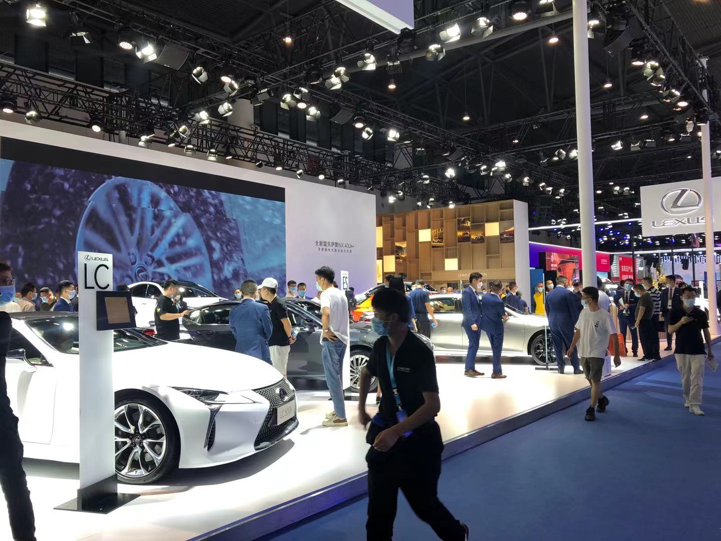 0831 成都车展2.jpg 0831 成都车展2.jpg